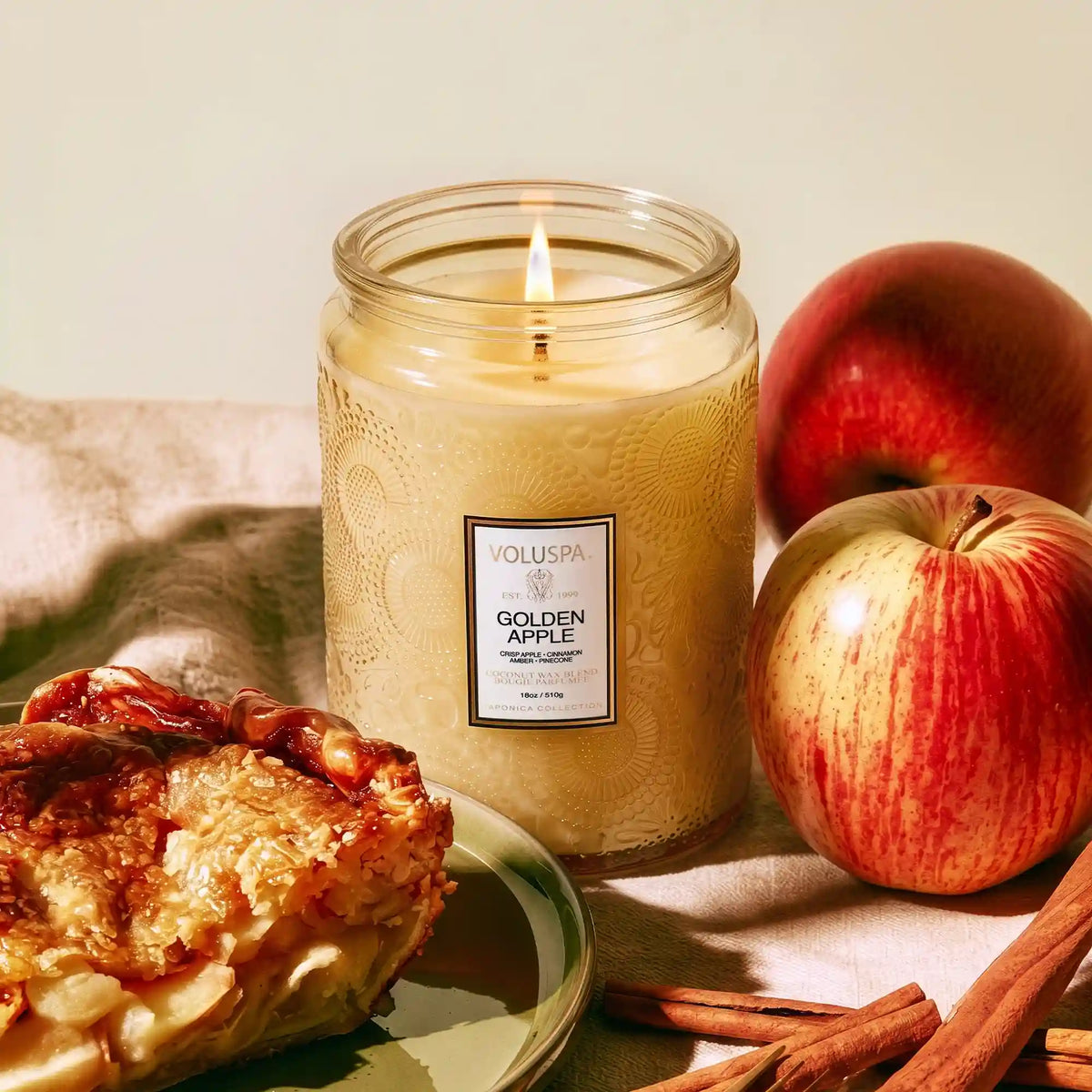 Golden Apple - Large Jar Candle